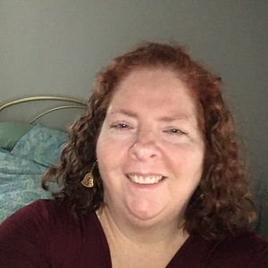 Meet your Posher, Deborah